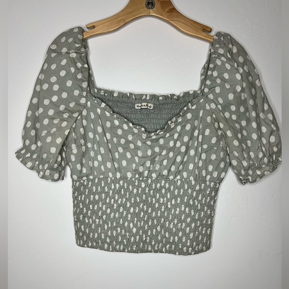 Abercrombie & Fitch Sage Green White Polka Dot Smocked Puff Sleeve Crop Top